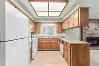 9263 156A STREET - thumbnail 14