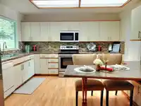 10430 FRASERGLEN DRIVE - thumbnail 9