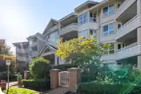 313 8139 121A STREET - thumbnail 27