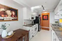 313 8139 121A STREET - thumbnail 9