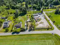 8034 188 STREET - thumbnail 4