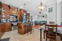 6418 137A STREET - thumbnail 12