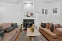 6418 137A STREET - thumbnail 5