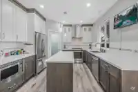 6159 147A STREET - thumbnail 15