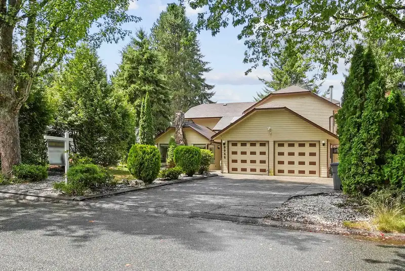 9955 149 STREET - photo 1 of 25