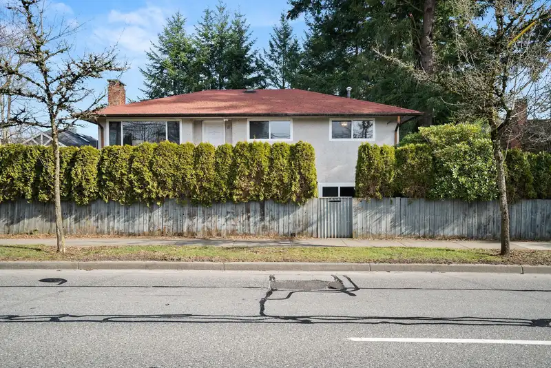 6144 120 STREET - photo 1 of 32