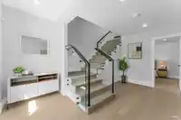 102 15861 111A AVENUE - thumbnail 2