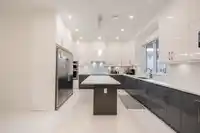 10643 124A STREET - thumbnail 9