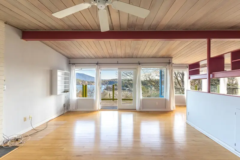 494 SARGENT ROAD - photo 2 of 25