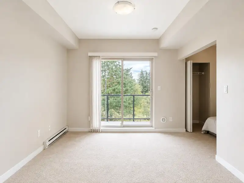 425 13789 107A AVENUE - photo 2 of 21