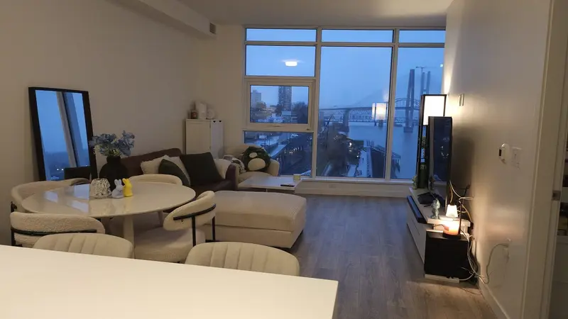 802 660 QUAYSIDE DRIVE - photo 4 of 25