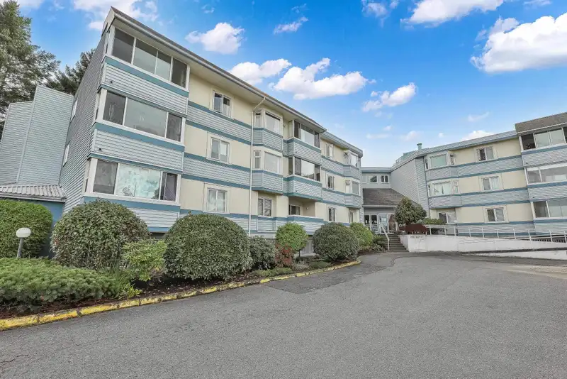 208 7175 134 STREET - photo 1 of 1