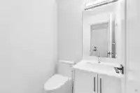 6161 164A STREET - thumbnail 33