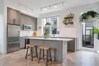 45 17555 57A AVENUE - thumbnail 11