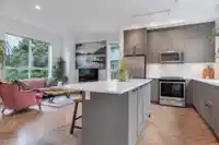 45 17555 57A AVENUE - thumbnail 9