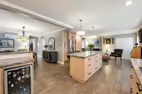275 13888 70 AVENUE - thumbnail 3