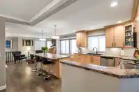 275 13888 70 AVENUE - thumbnail 5