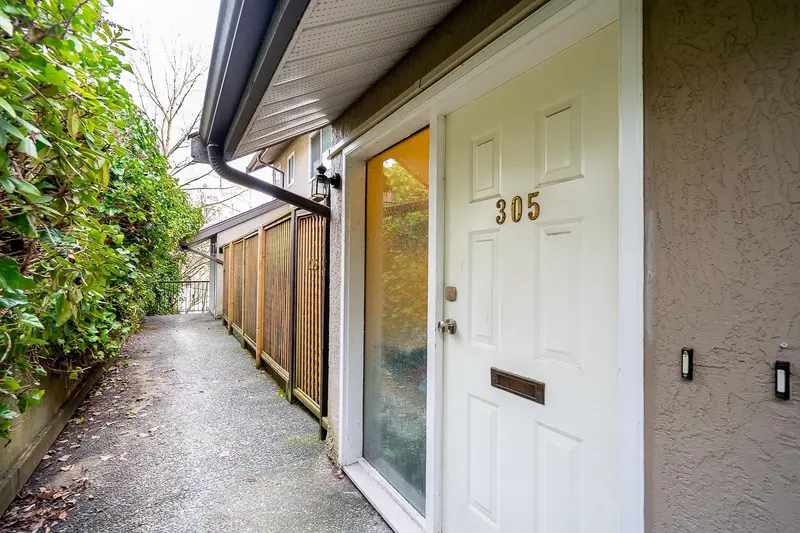 305 11726 225TH STREET - photo 3 of 24