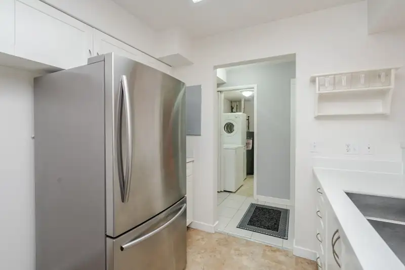 A202 9868 WHALLEY BOULEVARD - photo 4 of 28