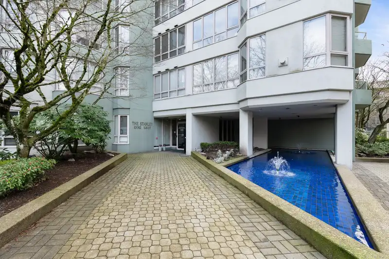 1405 10082 148 STREET - photo 3 of 33