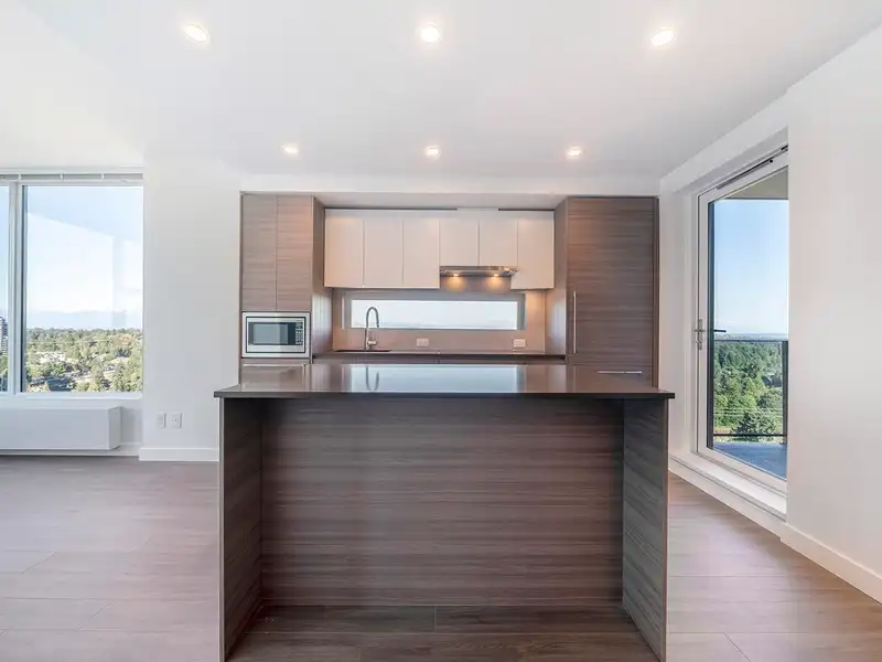 2309 13655 FRASER HIGHWAY - photo 3 of 20