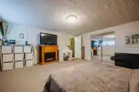 9749 CROWN CRESCENT - thumbnail 25