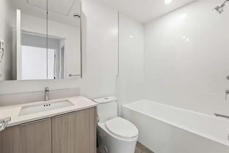 321 13968 LAUREL DRIVE - photo 4 of 25