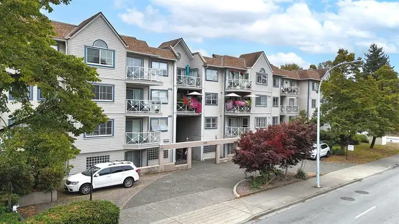 121 12101 80 AVENUE - photo 1 of 40