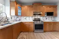 6688 182 STREET - thumbnail 11