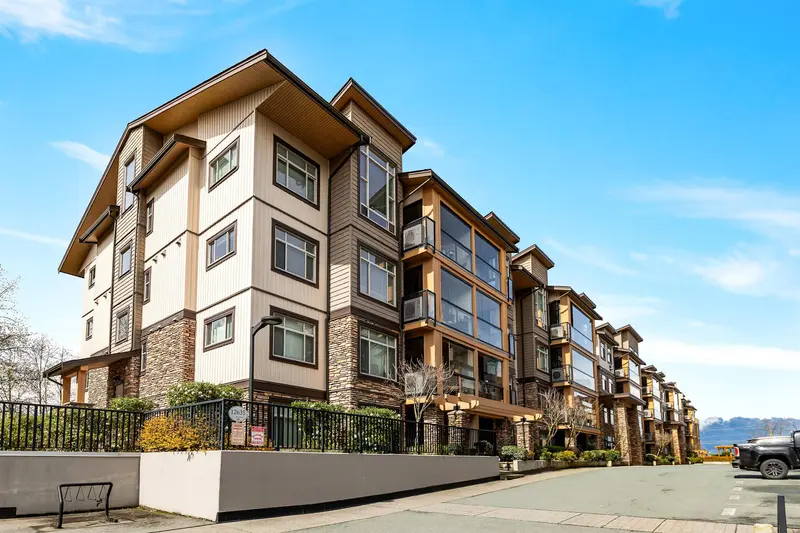 306 12635 190A STREET - photo 2 of 25