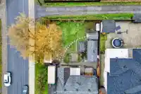 6143 175B STREET - thumbnail 26