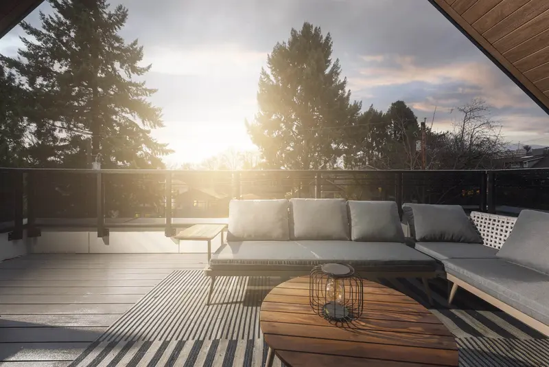 2 2637 W 12TH AVENUE - photo 2 of 24