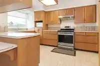 18980 57 AVENUE - thumbnail 10
