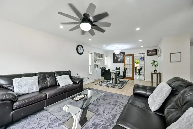 12925 65 AVENUE - photo 3 of 40
