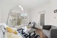 111 13468 KING GEORGE BOULEVARD - thumbnail 12