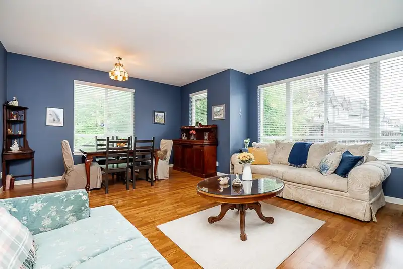 1 16772 61 AVENUE - photo 4 of 29