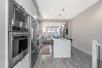 11 16488 64 AVENUE - thumbnail 10