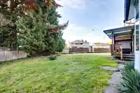 9872 133A STREET - thumbnail 26