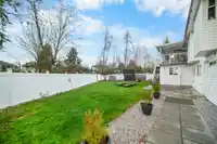 8873 143A STREET - thumbnail 5