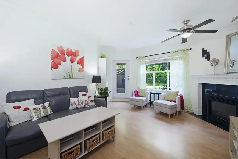 103 12739 72 AVENUE - photo 1 of 33