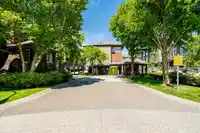11 18777 68A AVENUE - thumbnail 2
