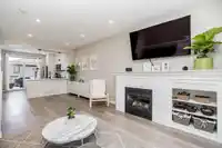 11 18777 68A AVENUE - thumbnail 8