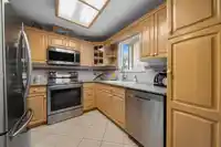 8153 122A STREET - thumbnail 14