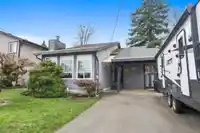 8153 122A STREET - thumbnail 3