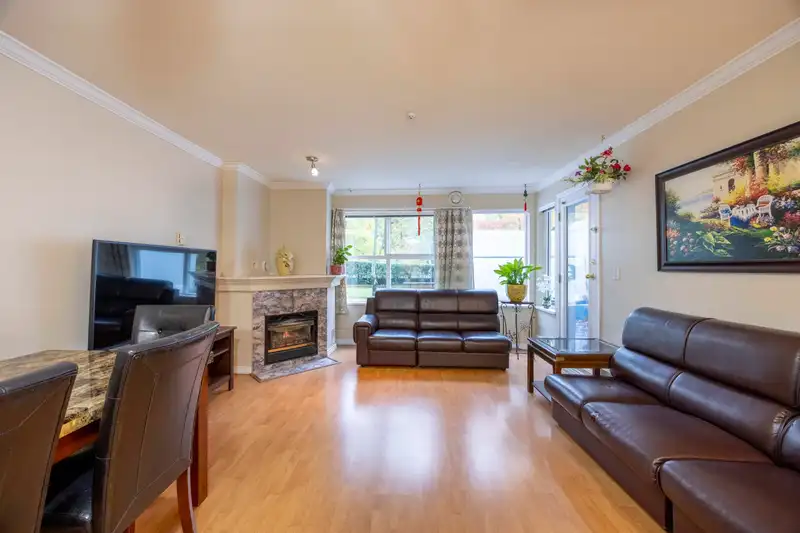 116 14885 100 AVENUE - photo 1 of 24