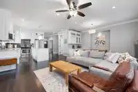 5911 131A STREET - thumbnail 10