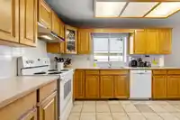 16328 108A AVENUE - thumbnail 11