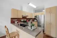 38 14959 58 AVENUE - thumbnail 4