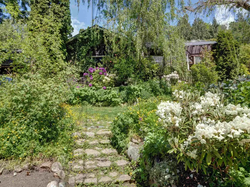 2602 LOWER ROAD - photo 3 of 23