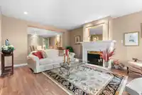 58 15860 82 AVENUE - thumbnail 2